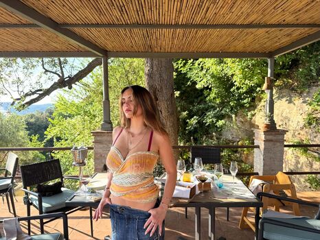 Full leaked Sarabella harris page private onlyfans photo