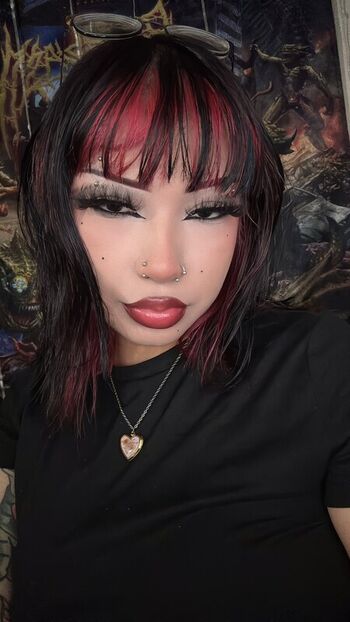 Full leaked Sarynthia private onlyfans photo