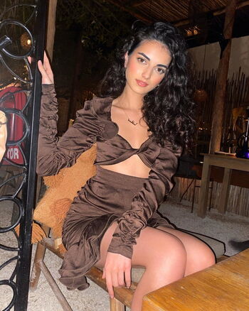 Full leaked Sasha vadher private onlyfans photo