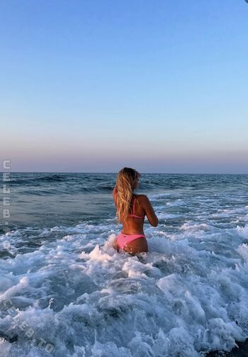Full leaked Shpieew private onlyfans photo