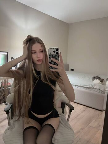 Full leaked Sleepyyrinn private onlyfans photo