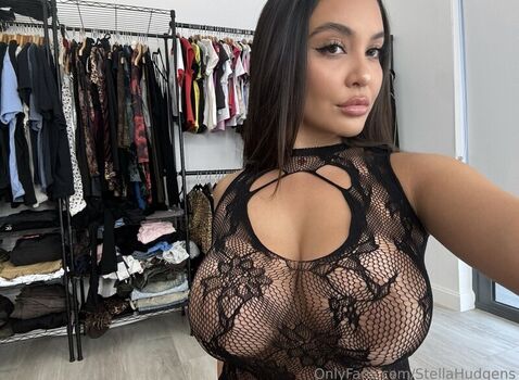 Stella Hudgens