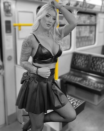Full leaked Sterniee private onlyfans photo