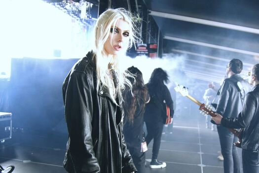 Taylor Momsen