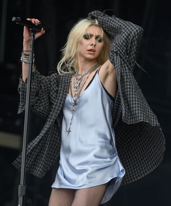 Full leaked Taylor momsen private onlyfans photo