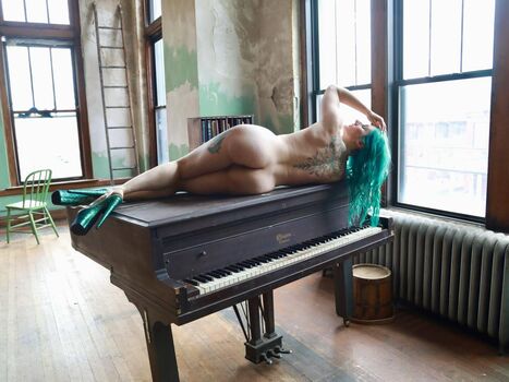 Full leaked The emerald oasis private onlyfans photo