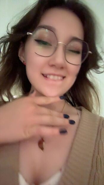 Full leaked Kennedie/ private onlyfans photo