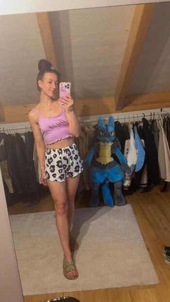 Full leaked White paws private onlyfans photo