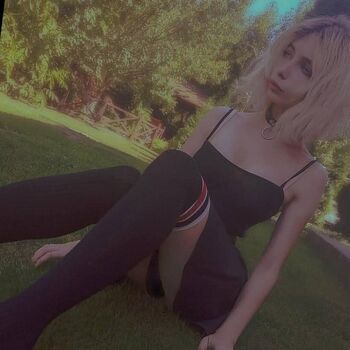 Full leaked Brattypyro/ private onlyfans photo